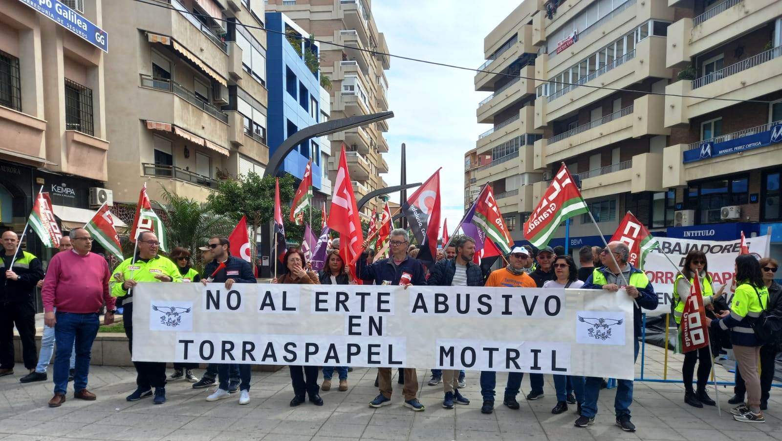 La plantilla de Torraspapel se moviliza contra el ERTE que consideran “abusivo”